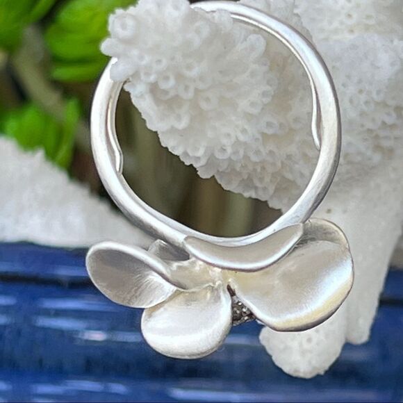 Sheila Fajl Brushed Silver Flower CZ Statement Ring - Picture 7 of 11